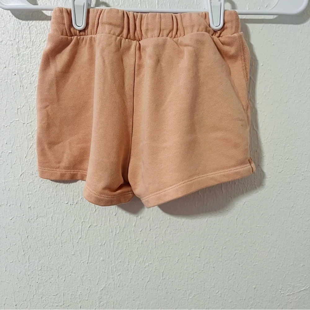 GAP Girls Size Small (6-7) Logo Casual Shorts - Tan and Cream /Peach EUC Comfy